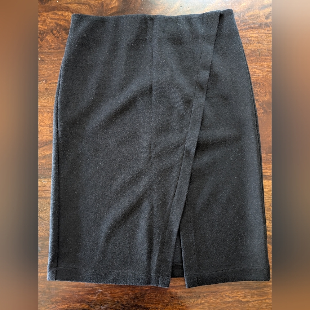 LOFT Elegant Black Women's Skirt